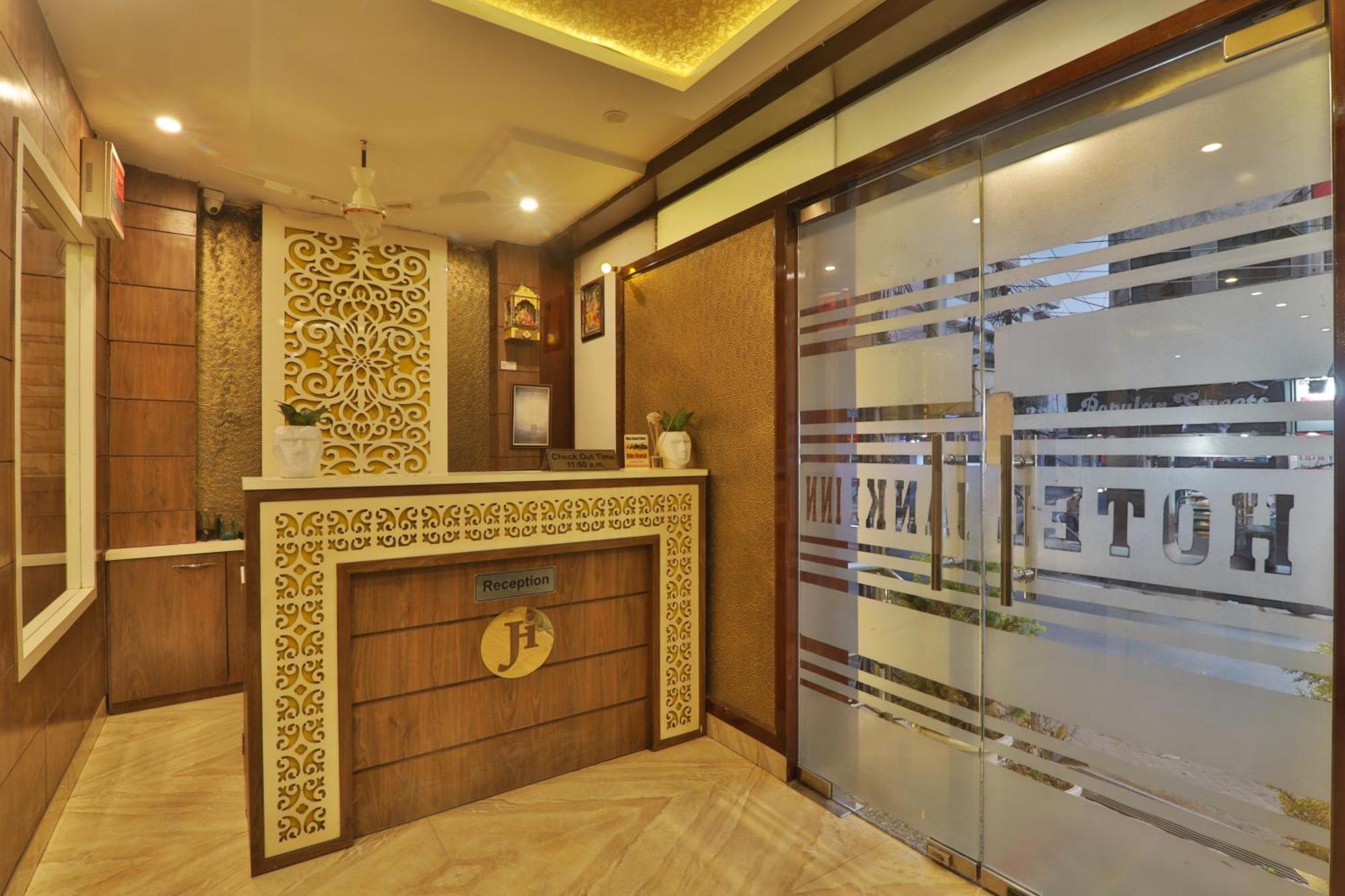 Hotel Janki Inn Sigra 2 Km From Kashi Vishwanath Dham Varanasi Luaran gambar